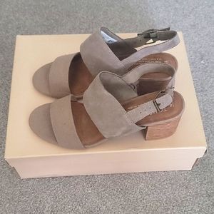 TOMS Sandals